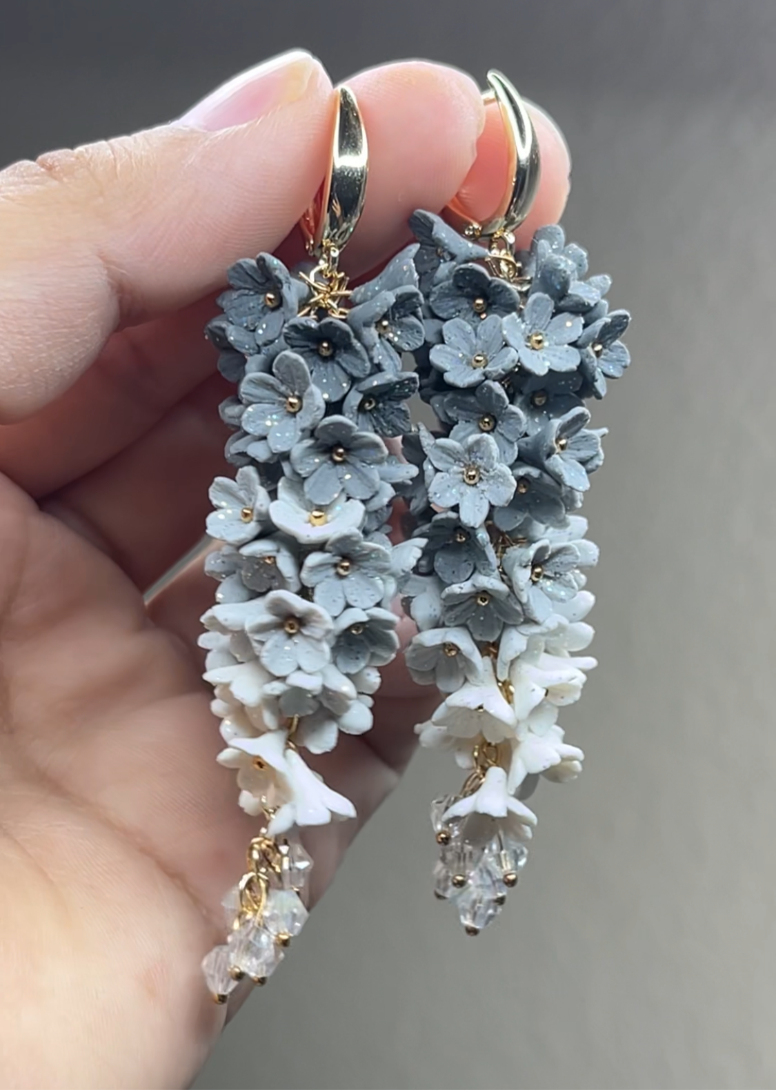 Grey glitter drop