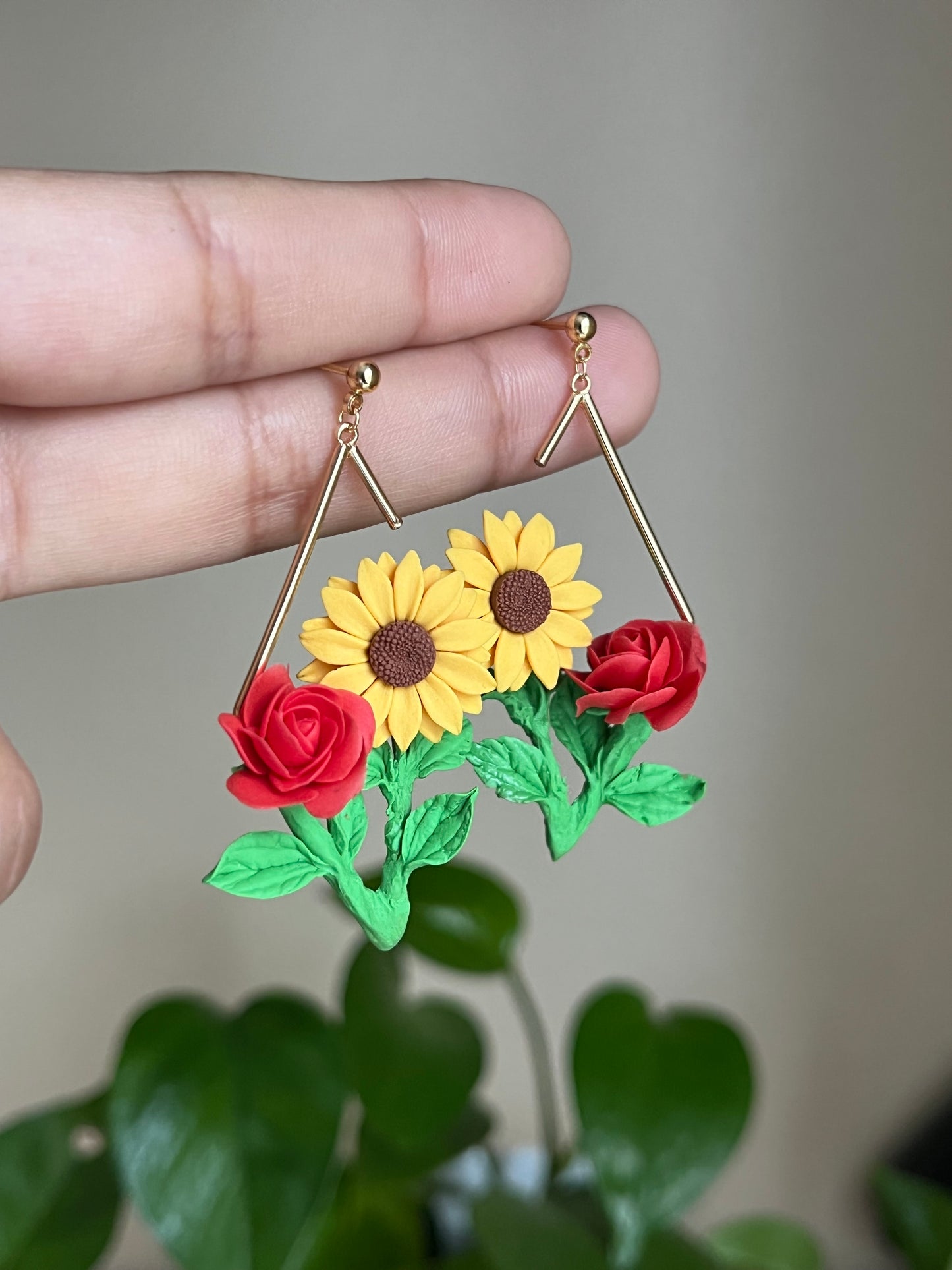 ROSE WITH SUNFLOWER