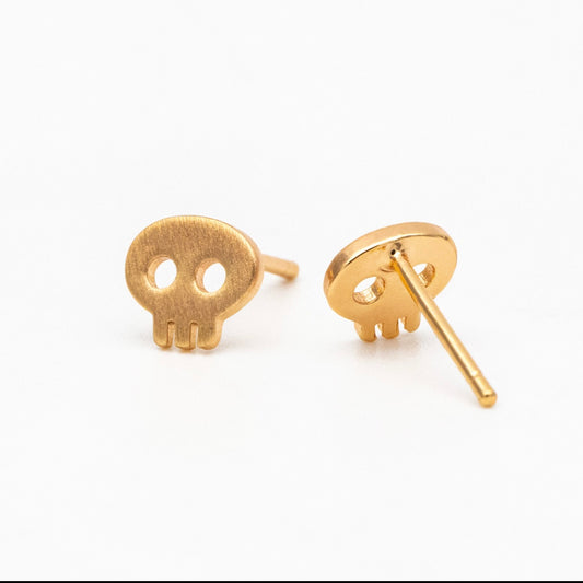 Skull stud